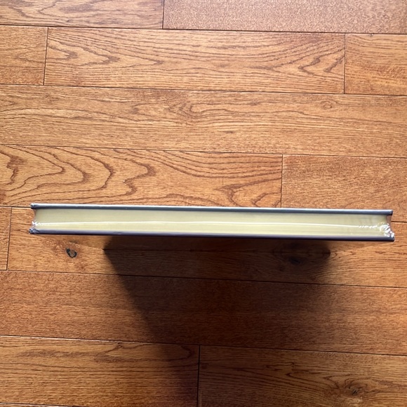 World of Warcraft Book - Picture 6 of 11